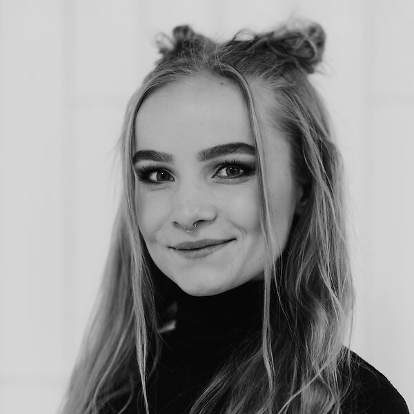 Anna Dekker